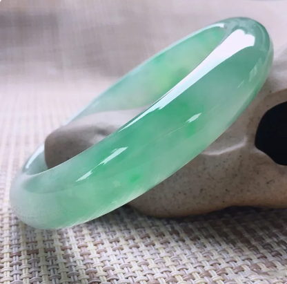 Green Jade Bracelet For Abundance & Prosperity - MysticPavilion
